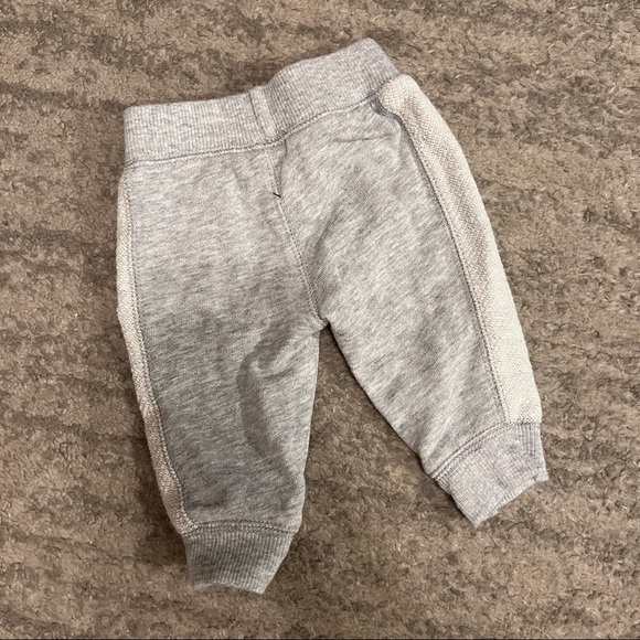 Carter’s 3m Gray Sweatpants and Hoodie - Picture 3 of 7